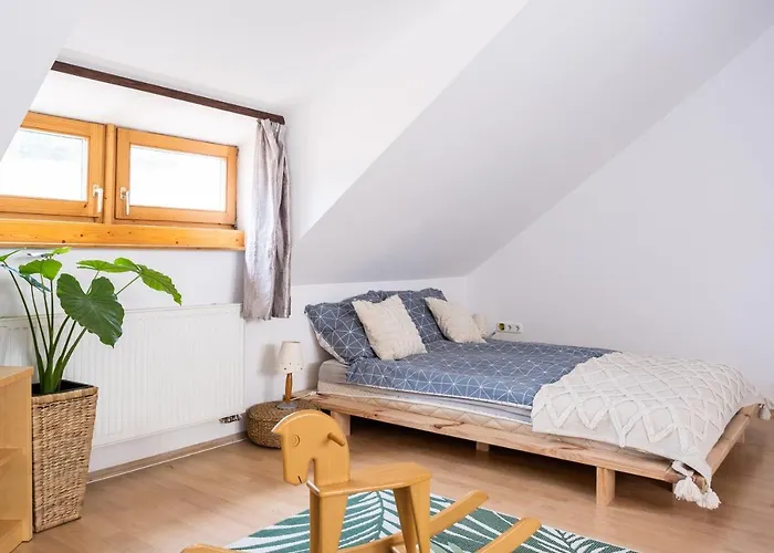 Sziklai Apartament *